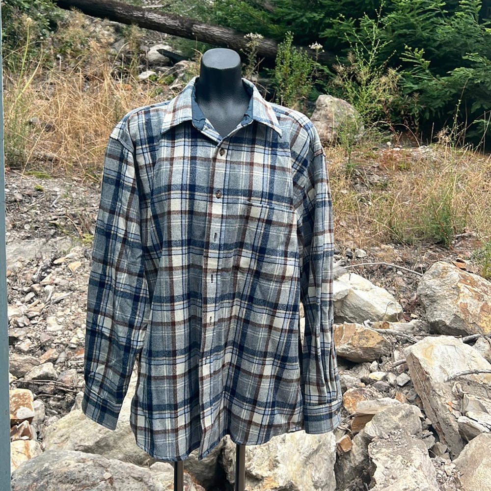 Pendleton 100% Virgin Wool Oversized Button Up Pl… - image 2